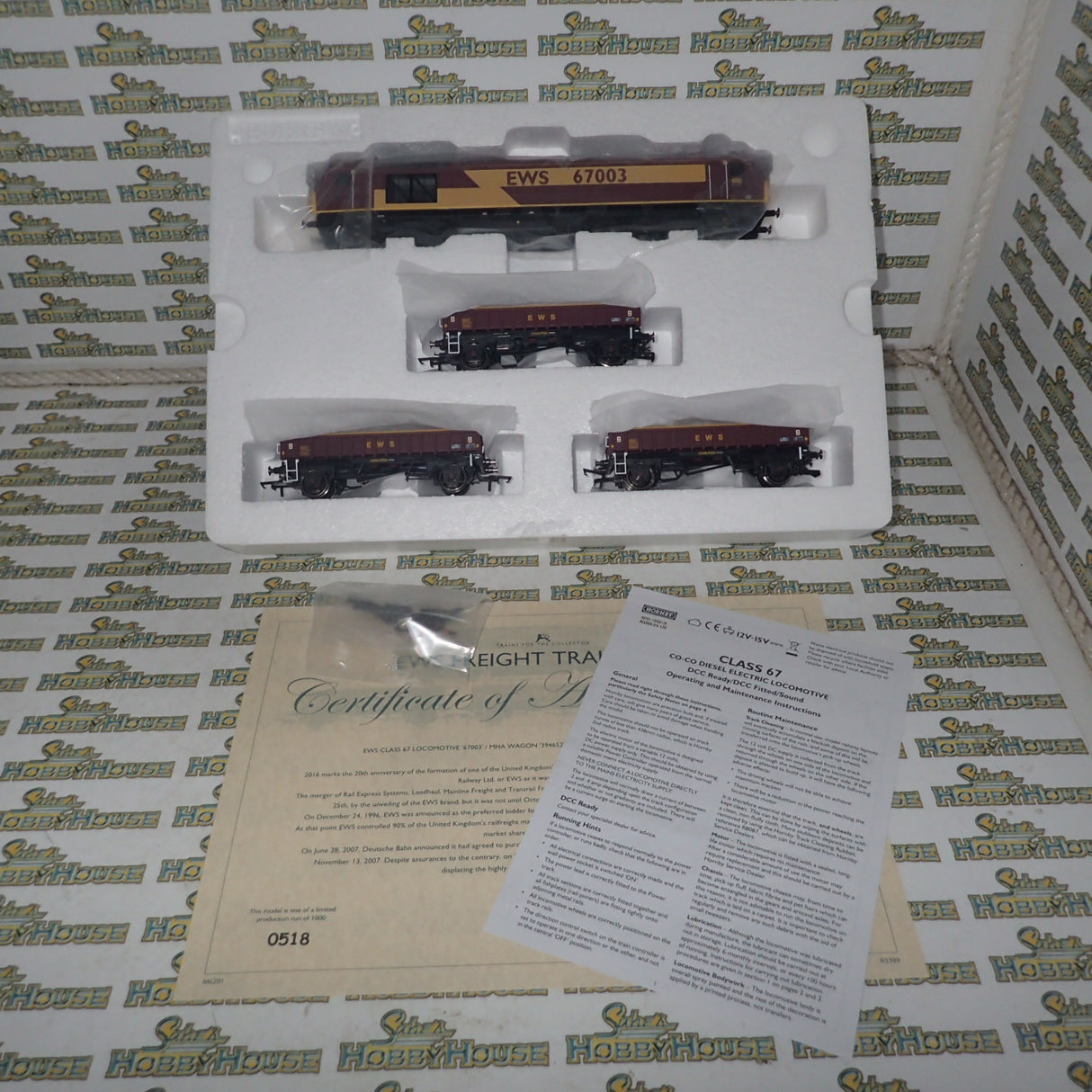 Hornby R3399 - OO EWS Freight Train Pack Ltd Edition of 1000 DCC READY
