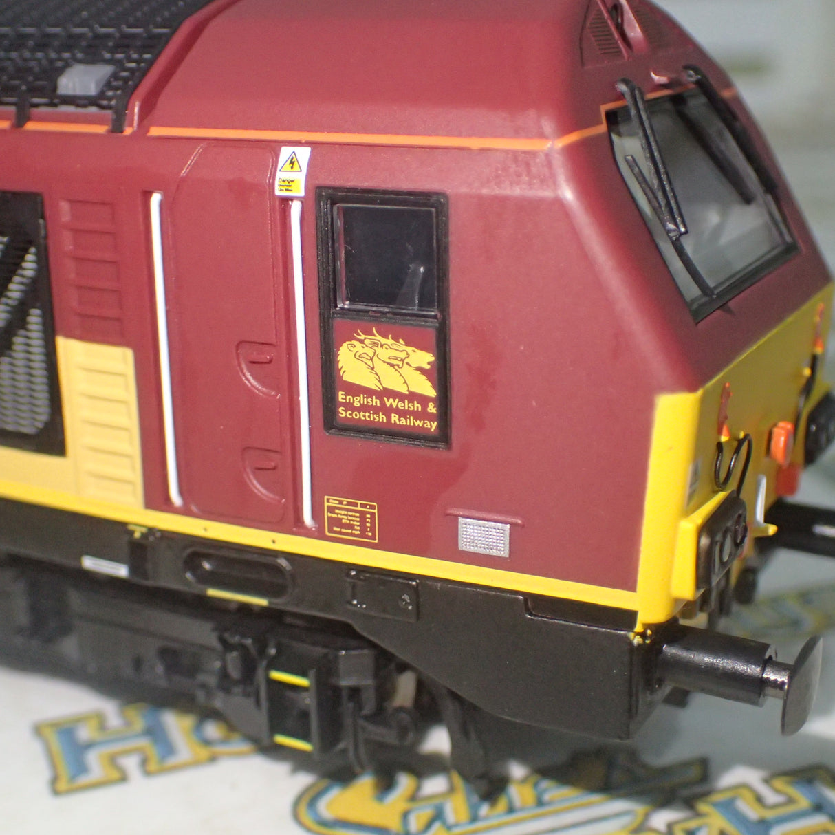 Hornby R3399 - OO EWS Freight Train Pack Ltd Edition of 1000 DCC READY