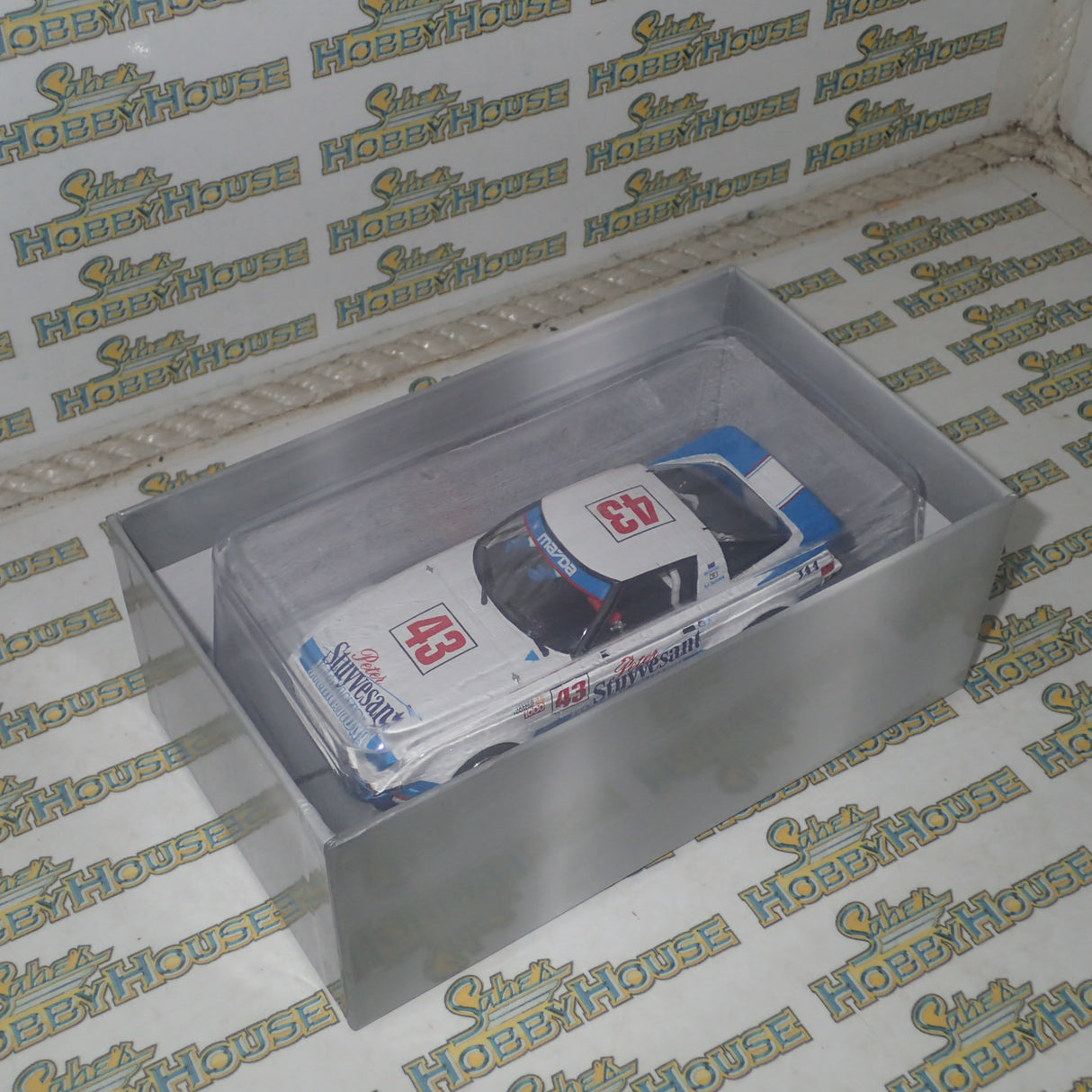 Revo Slot RS093 – 1/32 Scale Mazda RX-7 n.43 Bathurst 1000 - 1983 Peter Stuyvesant - International Racing - A. Moffat - Y. Katayama