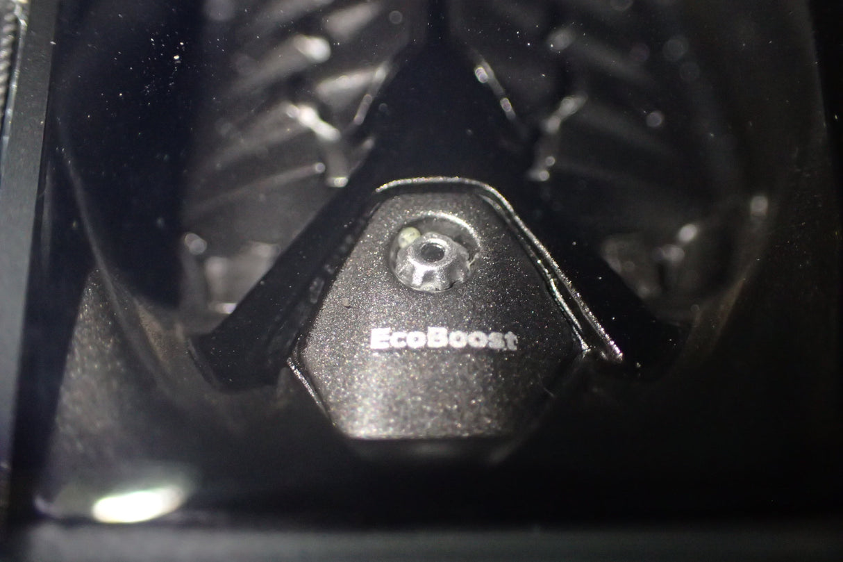 Top Speed TS0011 - 1/18 Scale Ford GT 2015 Chicago Auto Show - Ingot Silver Model Replica