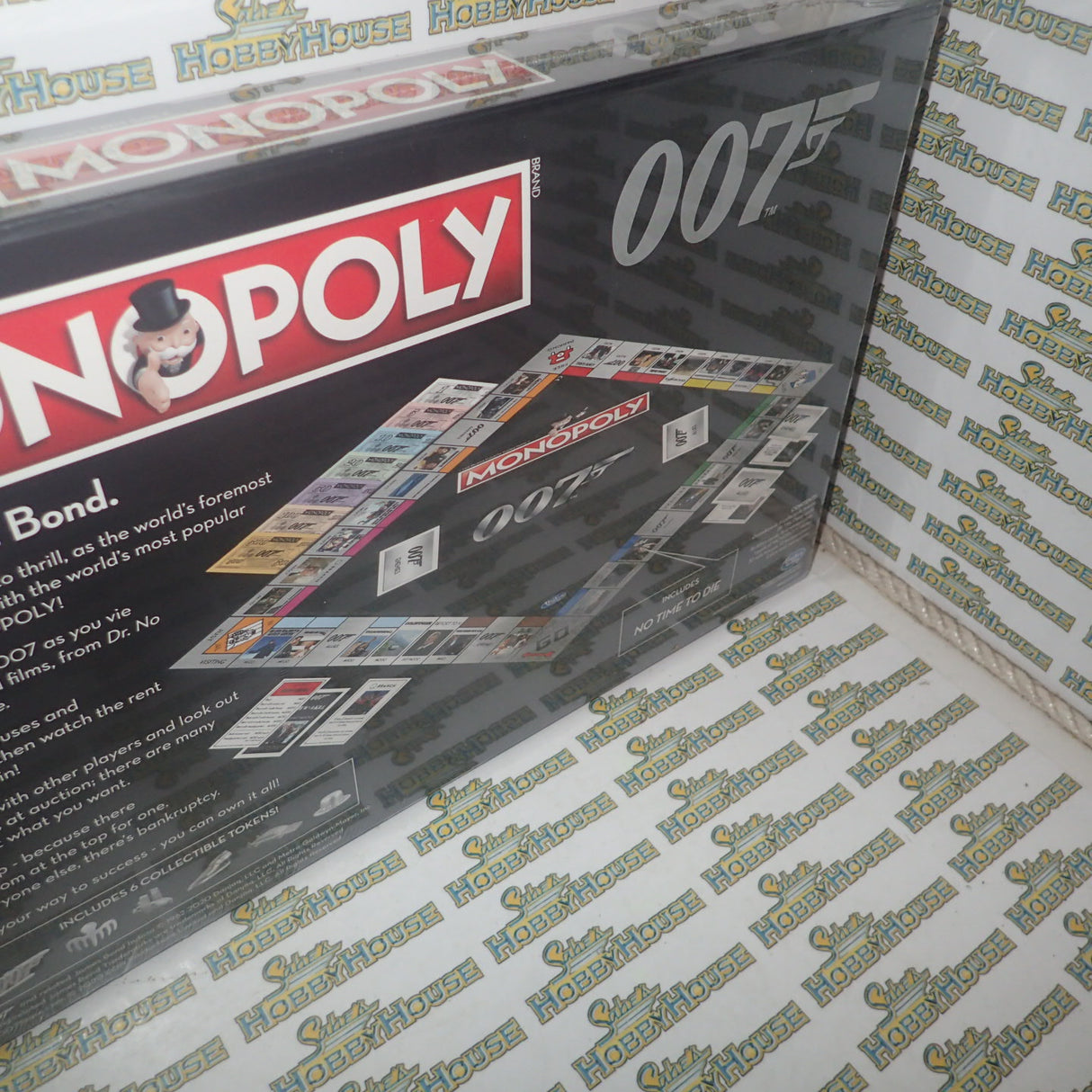 Winning Moves WINWM00354 - Monopoly James Bond 007 Edition