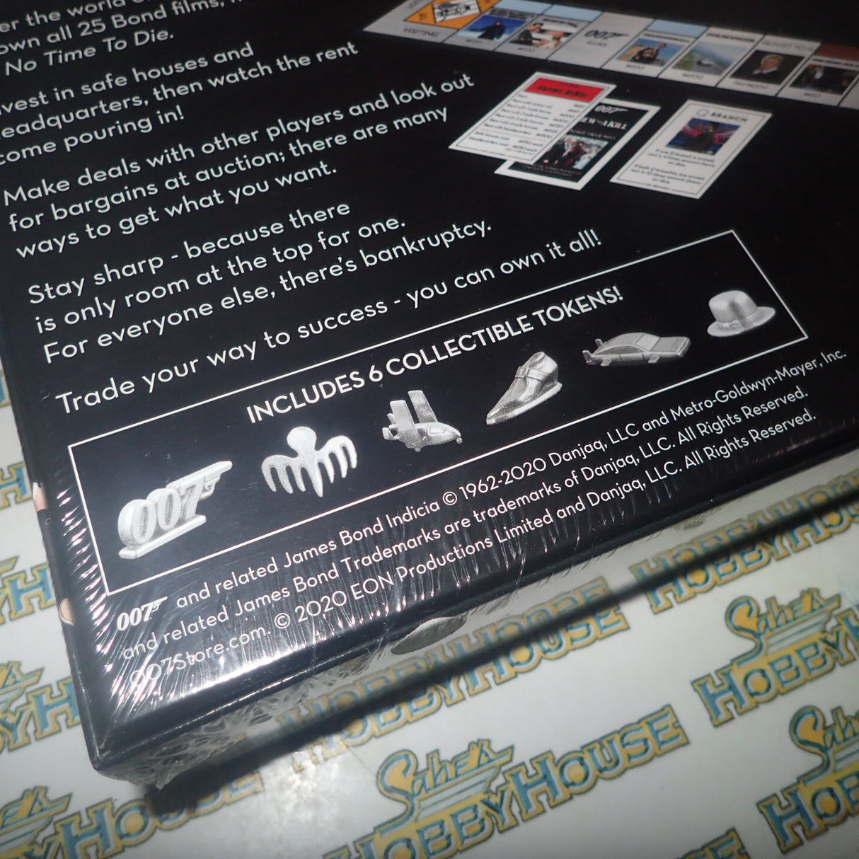 Winning Moves WINWM00354 - Monopoly James Bond 007 Edition