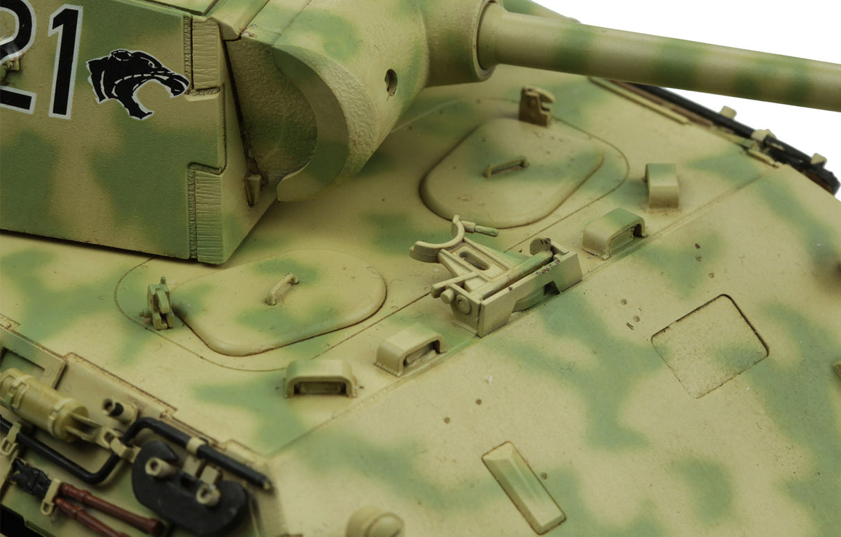 Meng Model - TS-038 1/35 Scale - Tyrannosaurus Series - German Medium Tank Sd.Kfz.171 PANTHER Ausf.D Plastic Model Kit