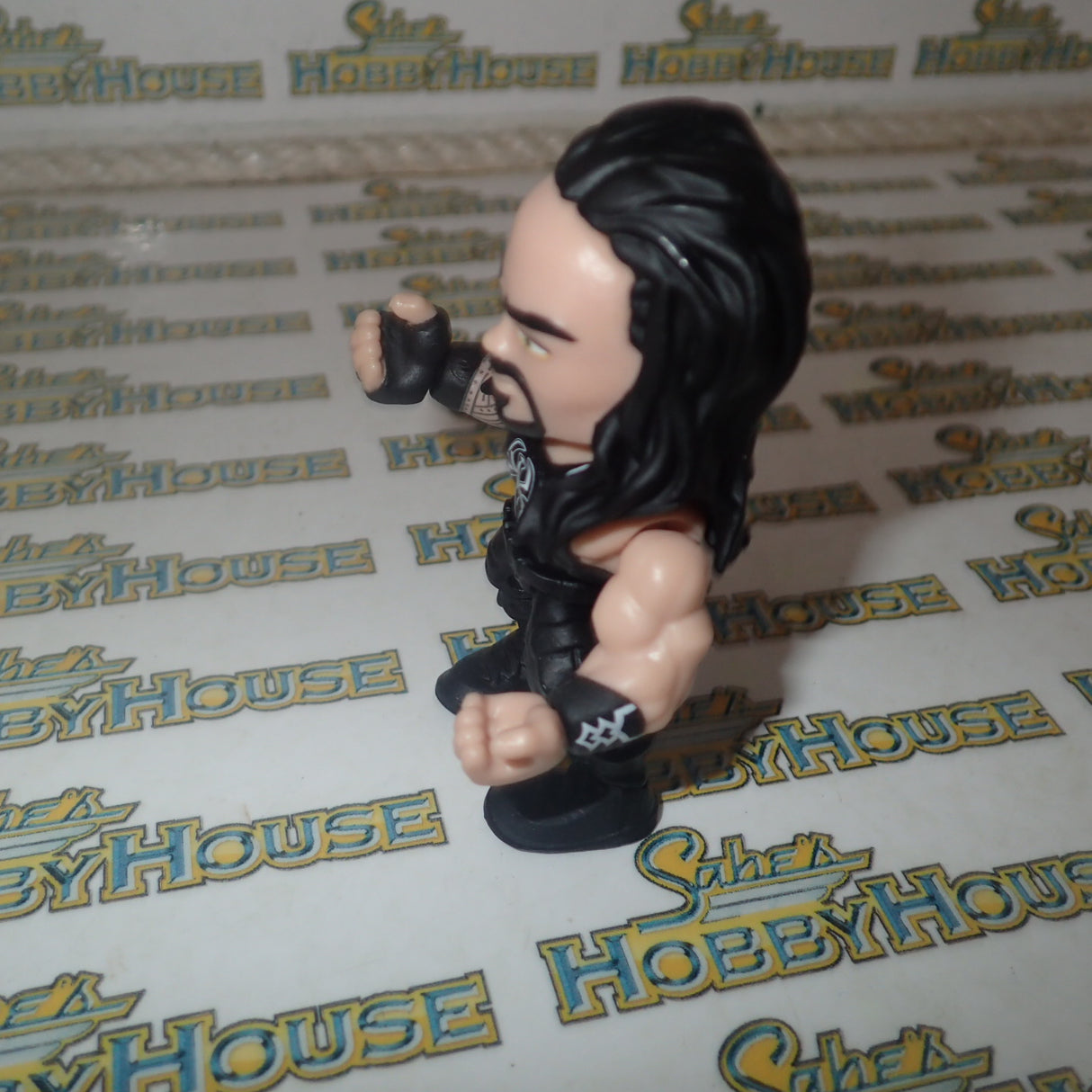 The Loyal Subjects 00831 - WWE - "Roman Reigns" With Chair Accessory Full Posable Action Vinyl Figure