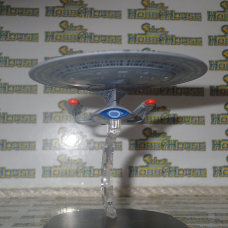 QMX Mini Masters 02406 - Star Trek U.S.S. Enterprise NCC-1701-D Replica Figure