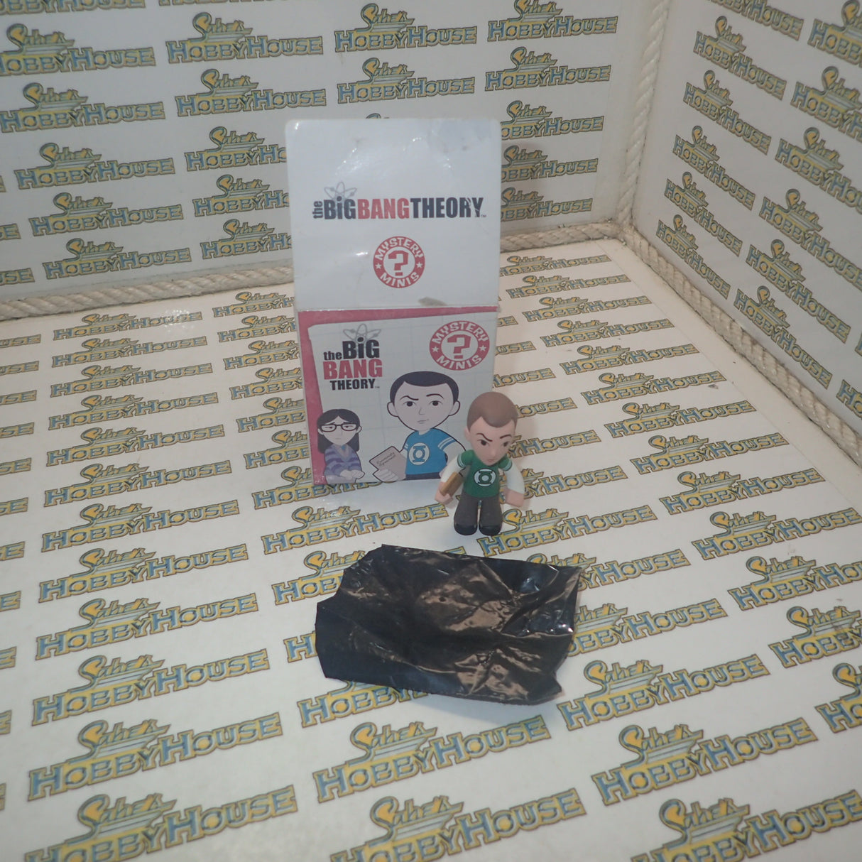 Funko Big Bang Theory 3573 - Mystery Minis Sheldon Cooper Green Lantern Shirt Loose