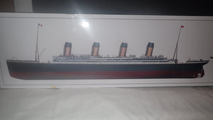 Trumpeter TR03719 - 1/200 Titanic (w/ LED Light Set) Plastic Model Kit