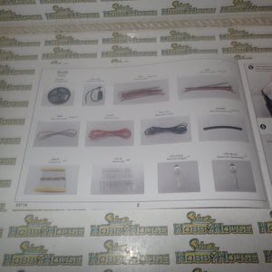 Trumpeter TR03719 - 1/200 Titanic (w/ LED Light Set) Plastic Model Kit