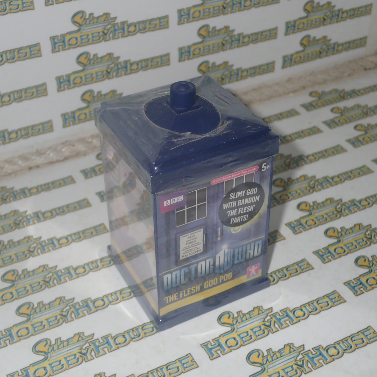 BBC 04003 - Doctor Who 'The Flesh' Goo Pod with Body Parts