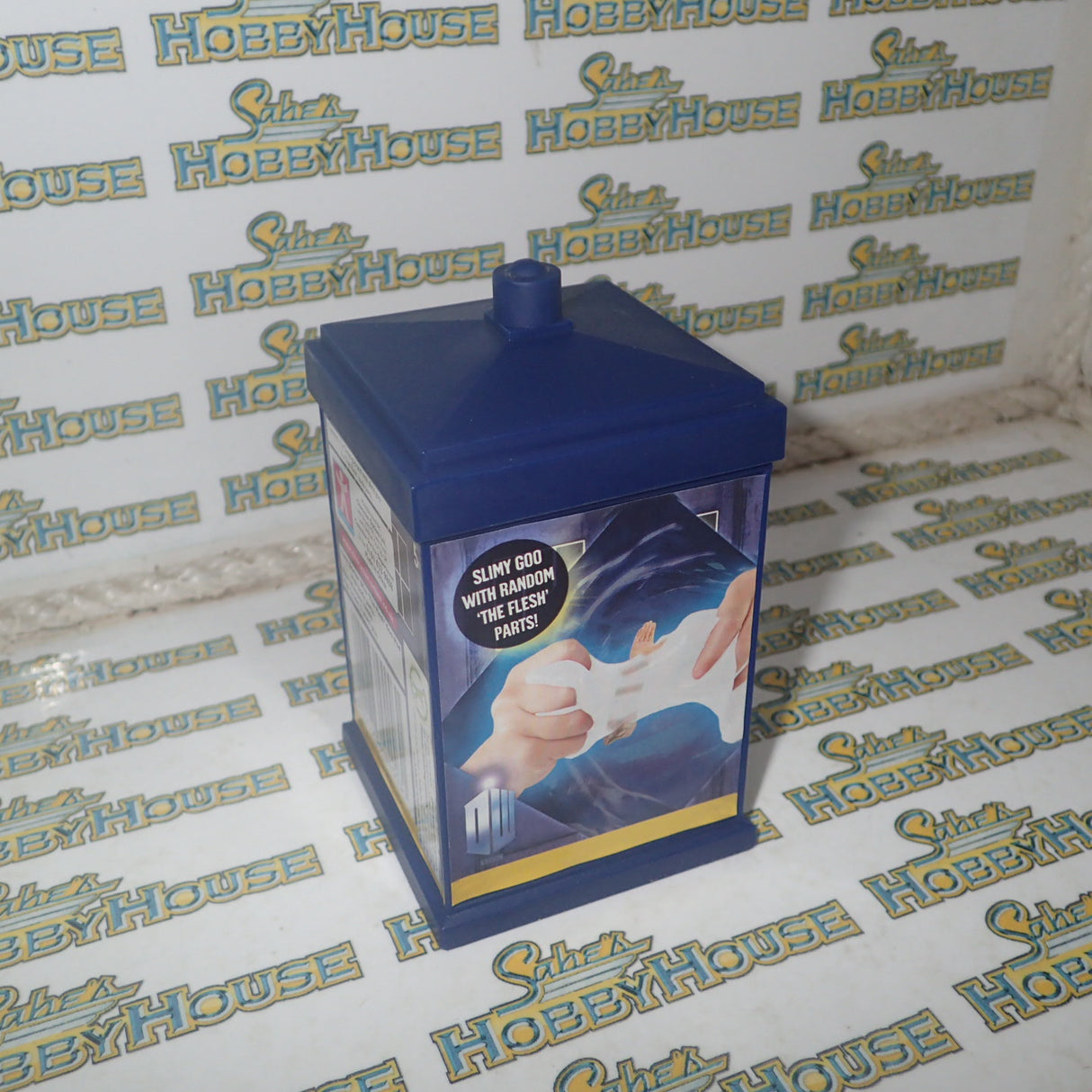 BBC 04003 - Doctor Who 'The Flesh' Goo Pod with Body Parts