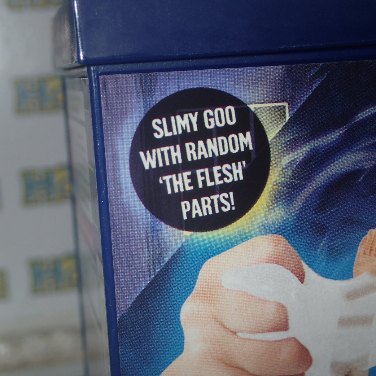 BBC 04003 - Doctor Who 'The Flesh' Goo Pod with Body Parts