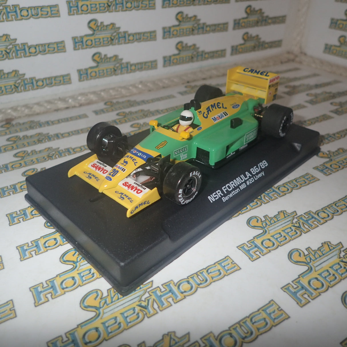 NSR 0401IL - 1:32 SCALE FORMULA 86/89 - BENETTON CAMEL MB #20 LIVERY