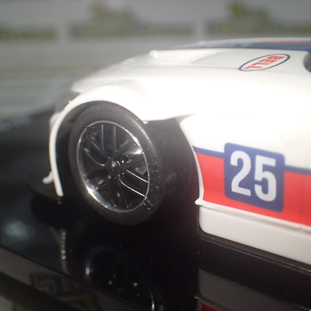 NSR 0601SW - 1:32 SCALE BMW Z4 GT3 Martini Racing Livery White n.25