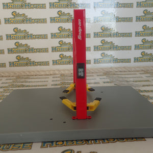 TSM 08001- 1/43 Scale - Snap on Garage Series Twin Post Lift