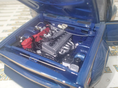 kYOSHO 08252C - 1/18 Nissan Skyline GT-R 2000 (KPGC110) Presentation 1972