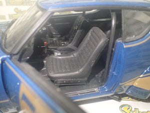 kYOSHO 08252C - 1/18 Nissan Skyline GT-R 2000 (KPGC110) Presentation 1972