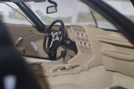 Kyosho 08312BK - 1/18 Scale 1972 Lamborghini Miura P400