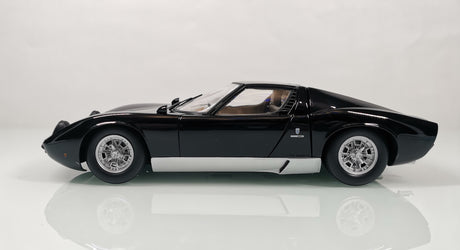 Kyosho 08312BK - 1/18 Scale 1972 Lamborghini Miura P400