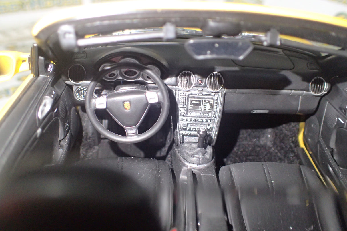 Kyosho 08381Y - 1/18 PORSCHE BOXSTER S 987 Yellow