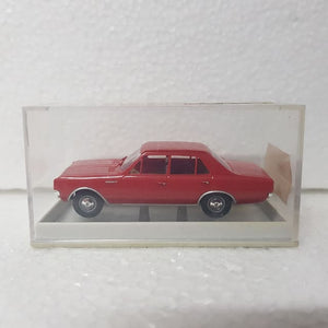 Brekina – 1/87 – HO/00 Scale – Opel Rekord C Plastic Scale Model Replica