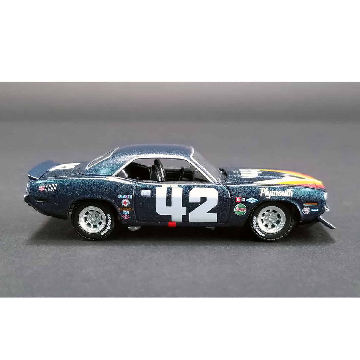 ACME - 1/64 Scale - GL-51264 #42 1970 Plymouth Trans Am Barracuda - Swede Savage Diecast Scale Model Replica