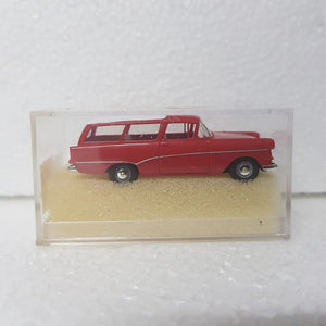 Brekina – 1/87 – HO/00 Scale – Opel Rekord P1 Caravan (1958-1960) in Red Plastic Scale Model Replica