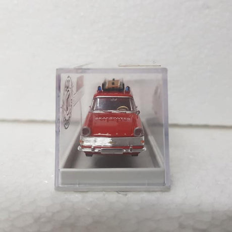 Brekina – 1/87 – HO/00 Scale – Opel Rekord P2 Caravan "Brandweer" Plastic Scale Model Replica