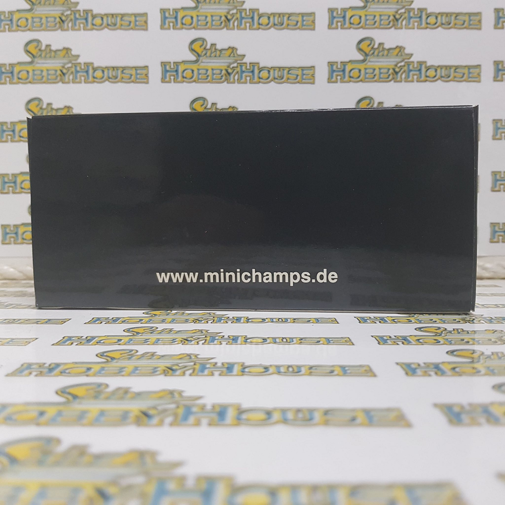 Minichamps - 1/43 Scale - Volkswagen Golf II 1985 ´THW´ Diecast Scale Model Replica