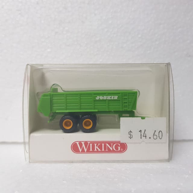 Wiking 955 01 22 - N Scale Joskin Stall Manure Spreader Plastic Scale Model Replica