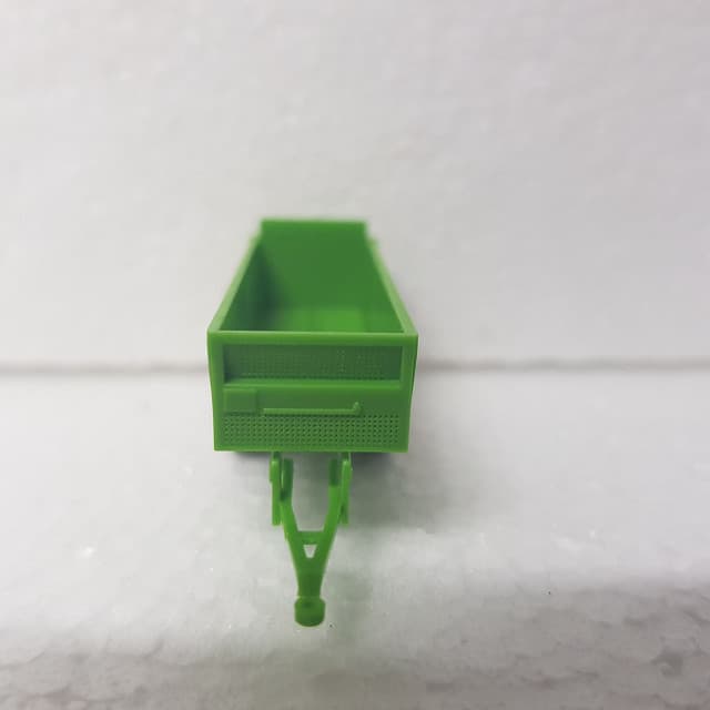 Wiking 955 01 22 - N Scale Joskin Stall Manure Spreader Plastic Scale Model Replica