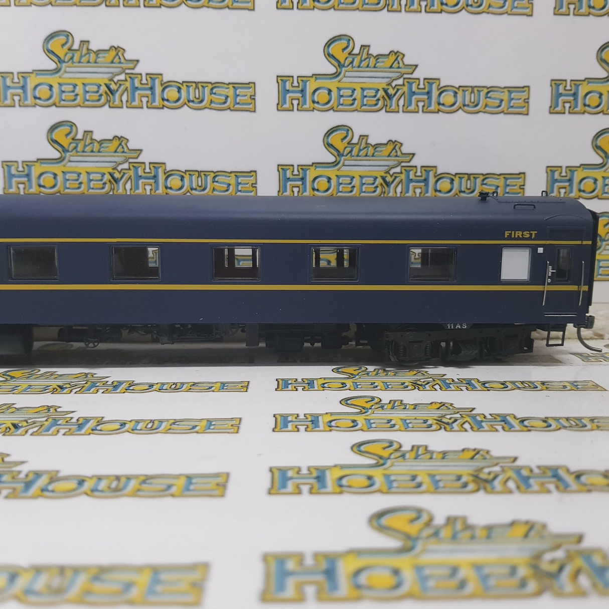 Powerline - H0/00 Scale - PC-420E 11AS VR Blue & Gold S Type Carriage First Sans Serif