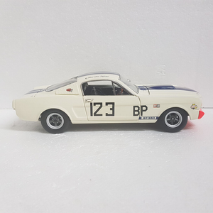 ACME A1801813 - 1/18 Scale - Charlie Kemp 1965 Shelby G.T.350R only 123 Diecast Scale Model Replica's made