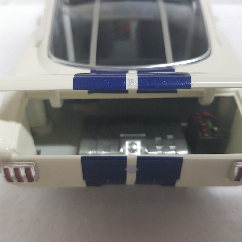 ACME A1801813 - 1/18 Scale - Charlie Kemp 1965 Shelby G.T.350R only 123 Diecast Scale Model Replica's made