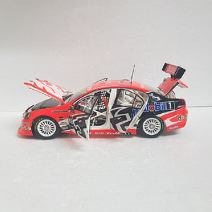 Classic Carlectables 18292 - 1/18 Scale #22 Todd Kelly's Year 2007 Holden Racing Team VE Commodore Diecast Scale Model Replica