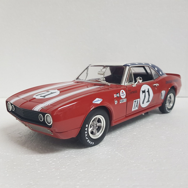 ACME A1805712 - 1/18 Scale Joie Chitwood's Chargin' Cherokee 1967 Chevrolet Camaro 1968 Daytona 24 Hours Diecast Scale Model Replica