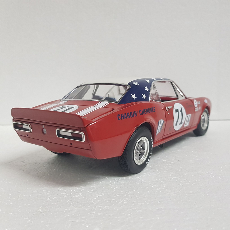 ACME A1805712 - 1/18 Scale Joie Chitwood's Chargin' Cherokee 1967 Chevrolet Camaro 1968 Daytona 24 Hours Diecast Scale Model Replica