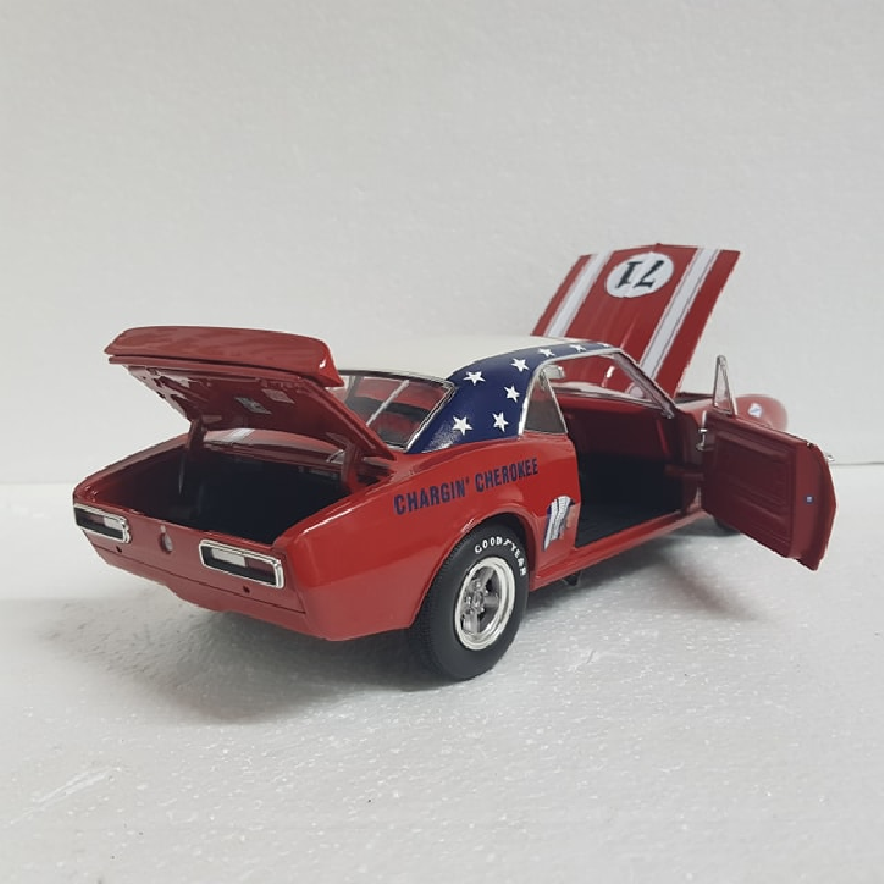 ACME A1805712 - 1/18 Scale Joie Chitwood's Chargin' Cherokee 1967 Chevrolet Camaro 1968 Daytona 24 Hours Diecast Scale Model Replica