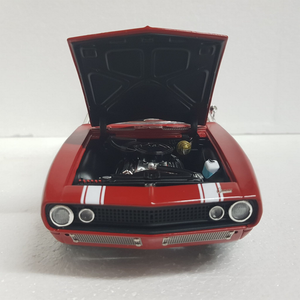 ACME A1805712 - 1/18 Scale Joie Chitwood's Chargin' Cherokee 1967 Chevrolet Camaro 1968 Daytona 24 Hours Diecast Scale Model Replica