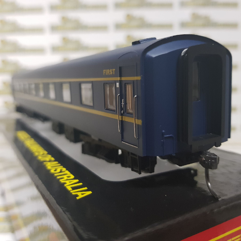 Powerline PC-420D - H0/00 Scale - PC-420D 10AS VR Blue & Gold S Type Carriage First Sans Serif