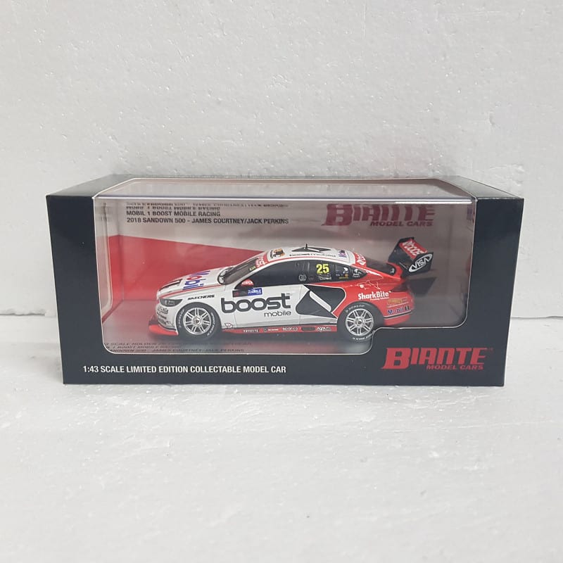 Biante – 1/43 Scale – Holden ZB Commodore V8 Supercar COTF Mobil 1 Boost Mobile Racing #25 Courtney/Perkins 2018 Sandown 500 Retro Round Diecast Scale Model Replica