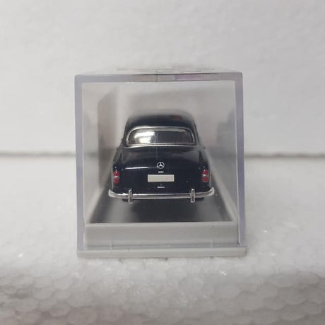 Brekina – 1/87 – HO/00 Scale – Mercedes-Benz 190 Ponton Plastic Scale Model Replica