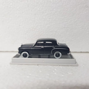 Brekina – 1/87 – HO/00 Scale – Mercedes-Benz 190 Ponton Plastic Scale Model Replica