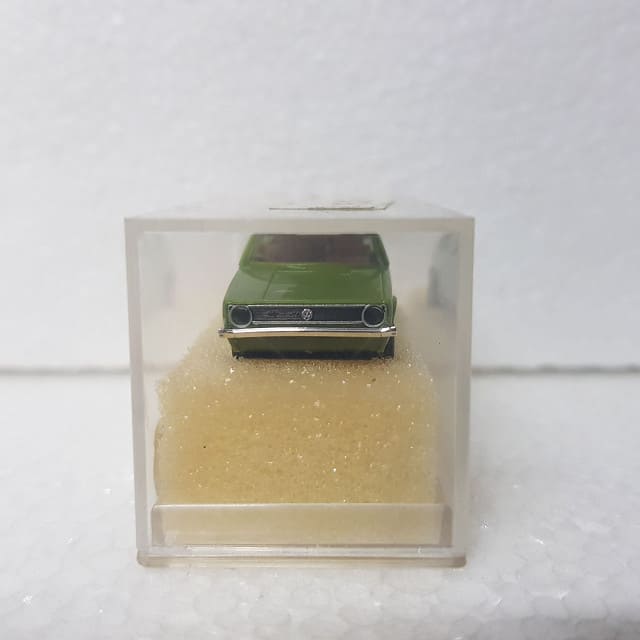 Brekina – 1/87 – HO/00 Scale – Volkswagen Golf MKI Plastic Scale Model Replica