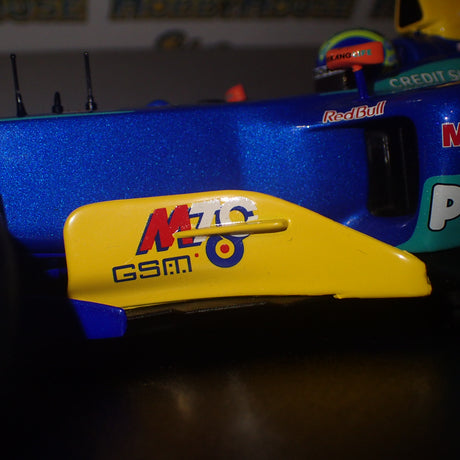 MINICHAMPS 100 040012 1/18 SCALE SAUBER PETRONAS C23 F.MASSA 2004