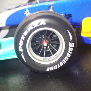 MINICHAMPS 100 040012 1/18 SCALE SAUBER PETRONAS C23 F.MASSA 2004