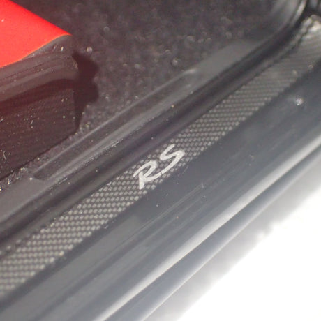 MINICHAMPS 100 069402 - 1/18 SCALE Diecast PORSCHE 911 (997 II) GT2 RS 2011 BLACK W/ GOLD WHEELS