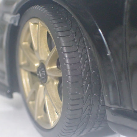 MINICHAMPS 100 069402 - 1/18 SCALE Diecast PORSCHE 911 (997 II) GT2 RS 2011 BLACK W/ GOLD WHEELS