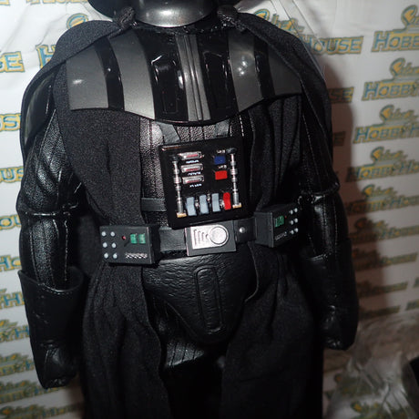 Sideshow Collectibles 1000763 - Darth Vader Sixth Scale Figure