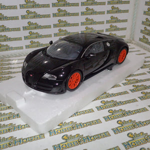 Minichamps 100 110842 - 1/18 Scale Bugatti Veyron Super Sport 2010 in Black Metallic with Orange Rims Diecast Scale Model Replica