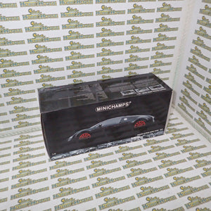 Minichamps 100 110842 - 1/18 Scale Bugatti Veyron Super Sport 2010 in Black Metallic with Orange Rims Diecast Scale Model Replica